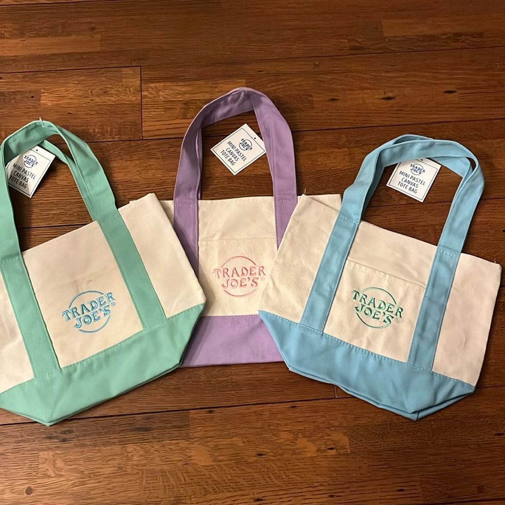 TRADER JOES MINI SPRING TOTE BAGS